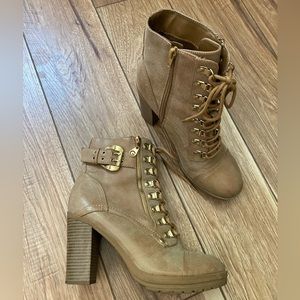 Guess High Heel Booties Size 9 Tan and Gold
